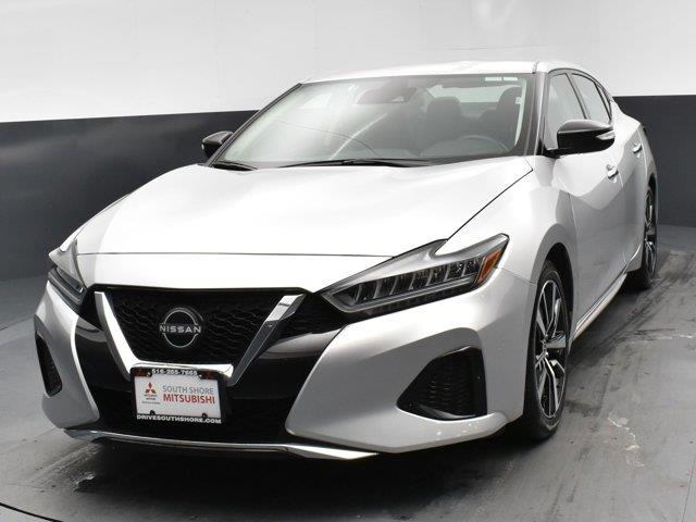 2023 Nissan Maxima SV photo