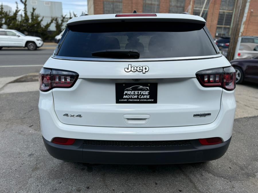 2024 Jeep Compass Latitude 4x4 photo