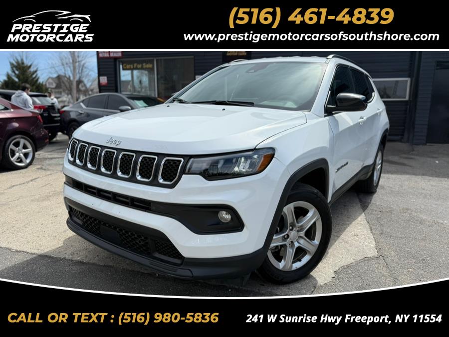 2024 Jeep Compass Latitude 4x4 photo