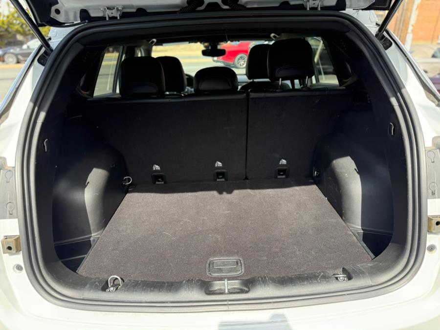 2024 Jeep Compass Latitude 4x4 photo