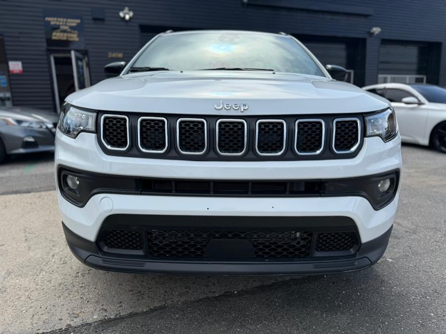 2024 Jeep Compass Latitude 4x4 photo