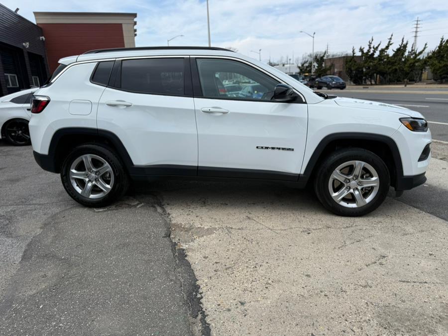 2024 Jeep Compass Latitude 4x4 photo