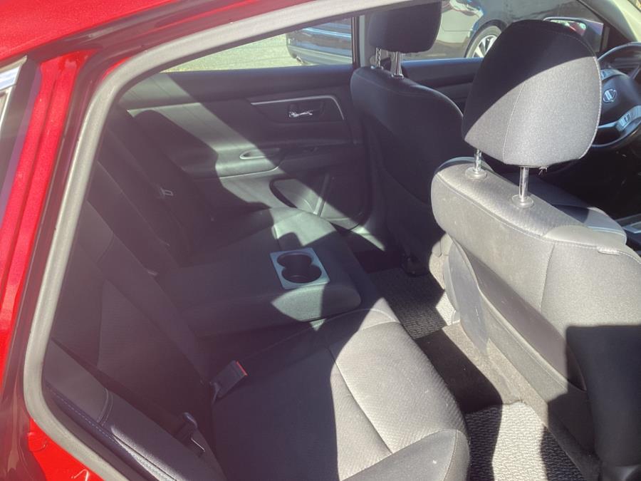 2017 Nissan Altima 2.5 SR Sedan photo