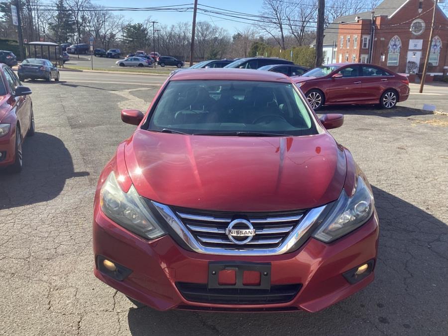2017 Nissan Altima 2.5 SR Sedan photo