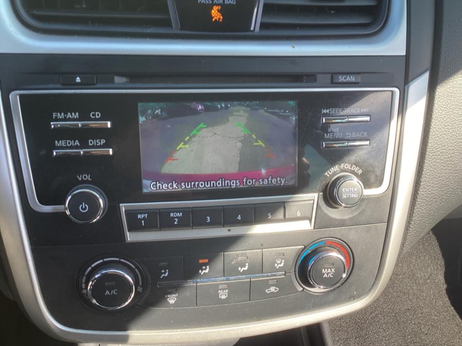 2017 Nissan Altima 2.5 SR Sedan photo