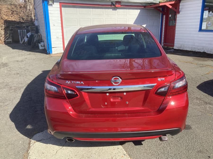 2017 Nissan Altima 2.5 SR Sedan photo