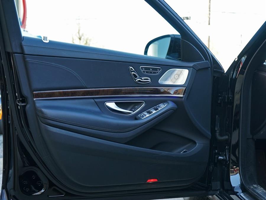 2018 Mercedes-Benz S-Class S 450 photo