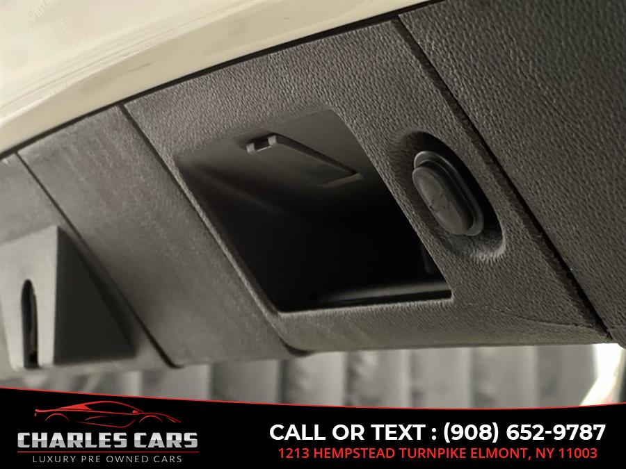 2015 Cadillac Escalade Premium photo