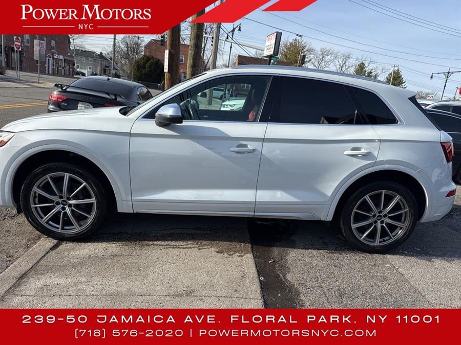 2021 Audi SQ5 Premium Plus photo