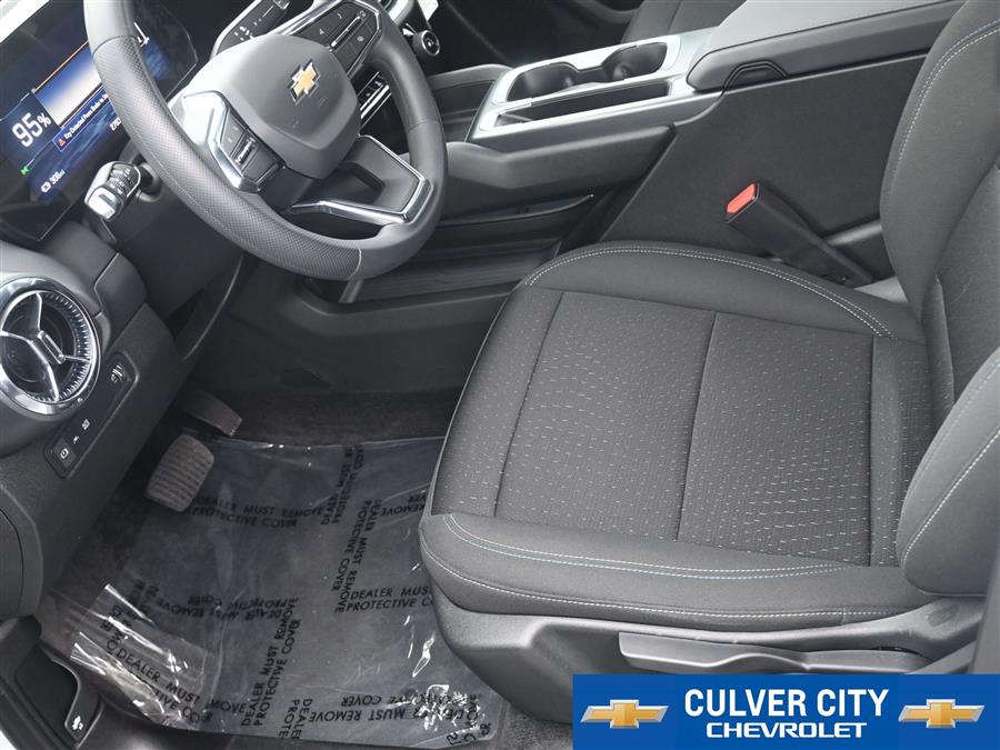 2025 Chevrolet Equinox EV LT photo