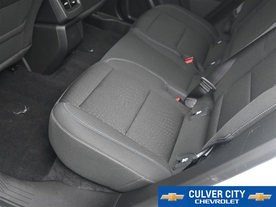 2025 Chevrolet Equinox EV LT photo