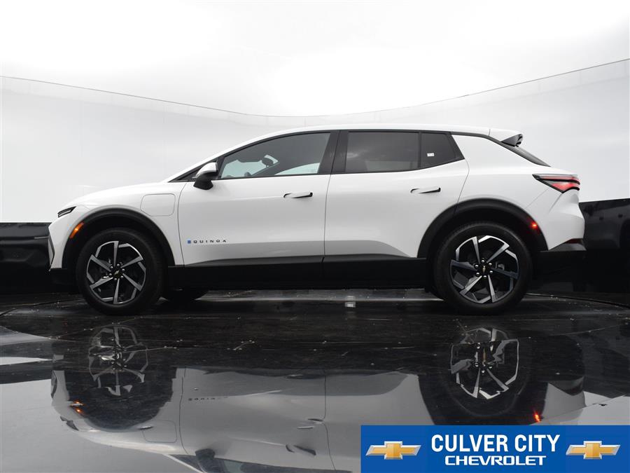 2025 Chevrolet Equinox EV LT photo