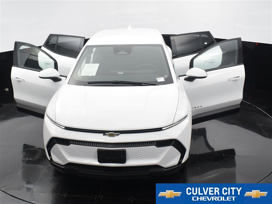 2025 Chevrolet Equinox EV LT photo