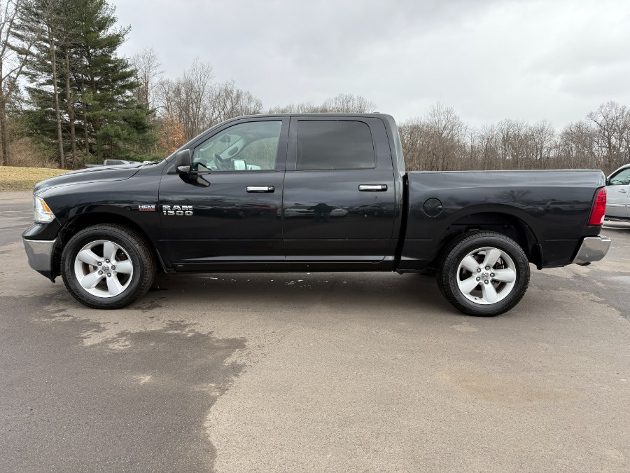 2017 RAM 1500 4WD Crew Cab 140.5