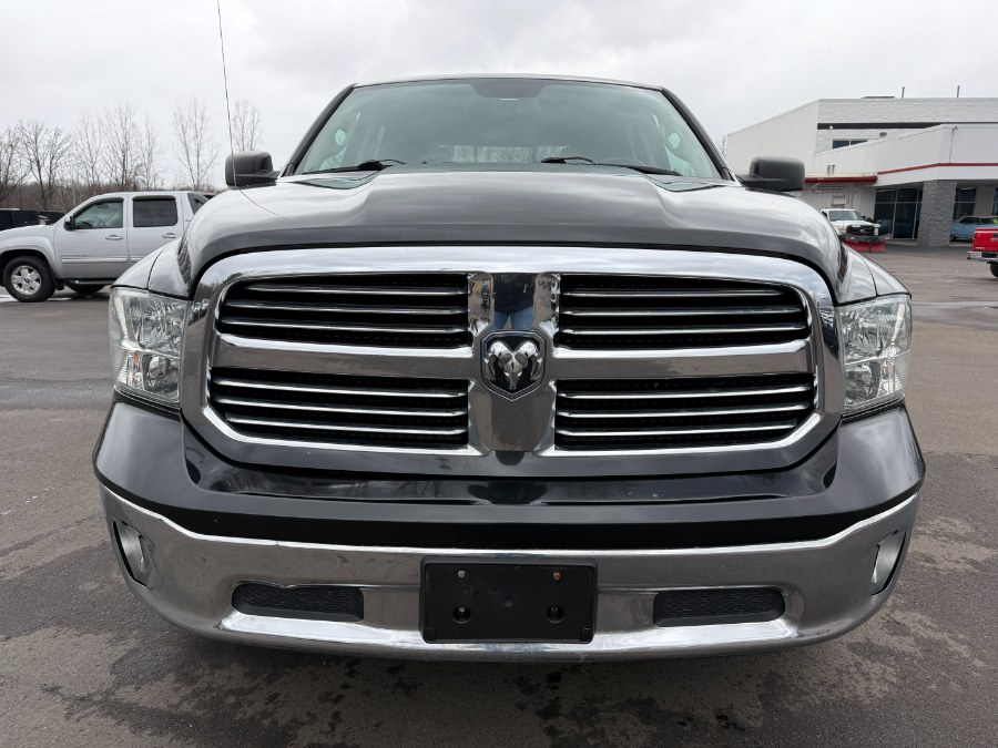 2017 RAM 1500 4WD Crew Cab 140.5