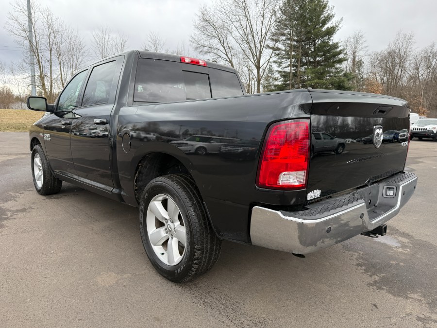 2017 RAM 1500 4WD Crew Cab 140.5
