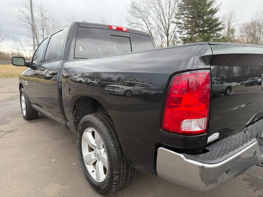 2017 RAM 1500 4WD Crew Cab 140.5