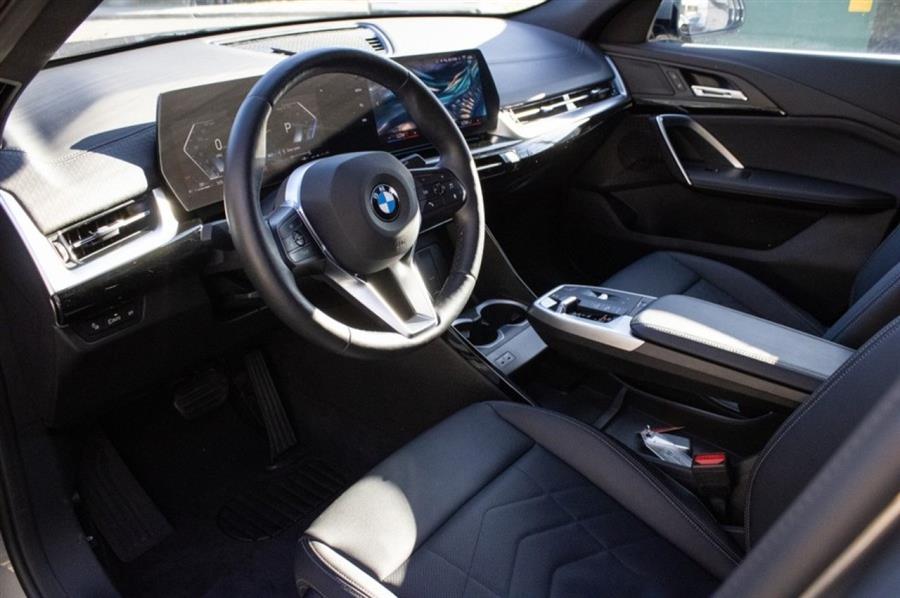 2024 BMW X2 xDrive28i photo