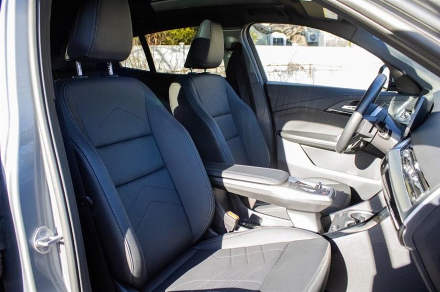 2024 BMW X2 xDrive28i photo