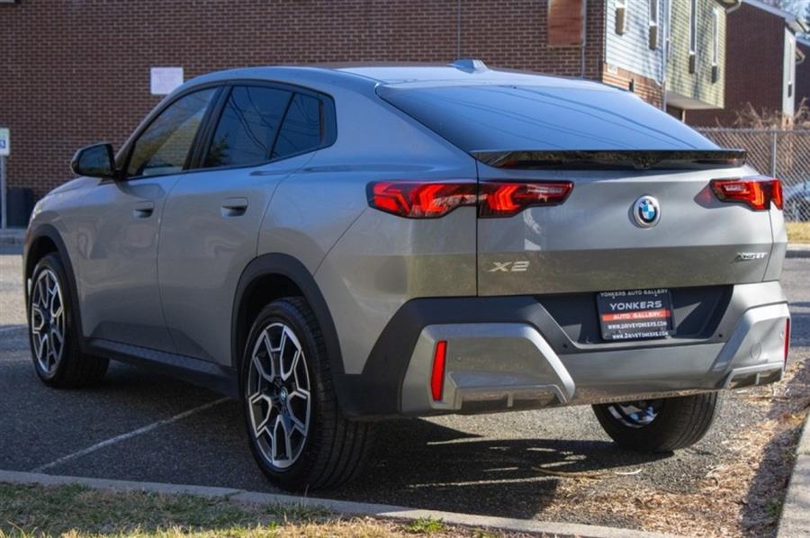 2024 BMW X2 xDrive28i photo