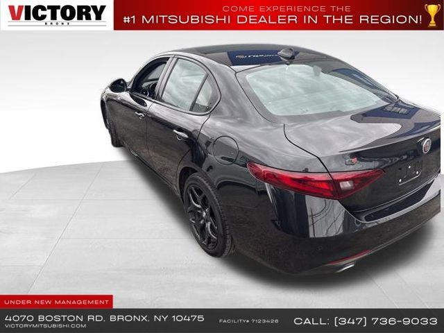 2021 Alfa Romeo Giulia  photo