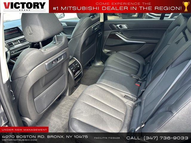 2021 BMW X7 xDrive40i photo