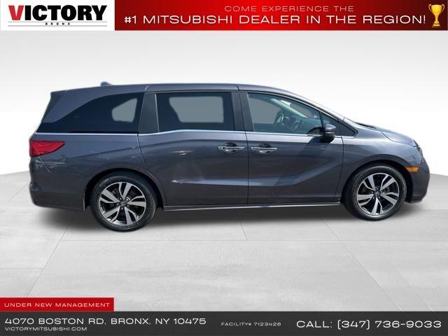 2022 Honda Odyssey Touring photo
