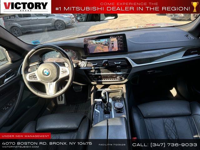 2021 BMW 5-Series M550i xDrive photo