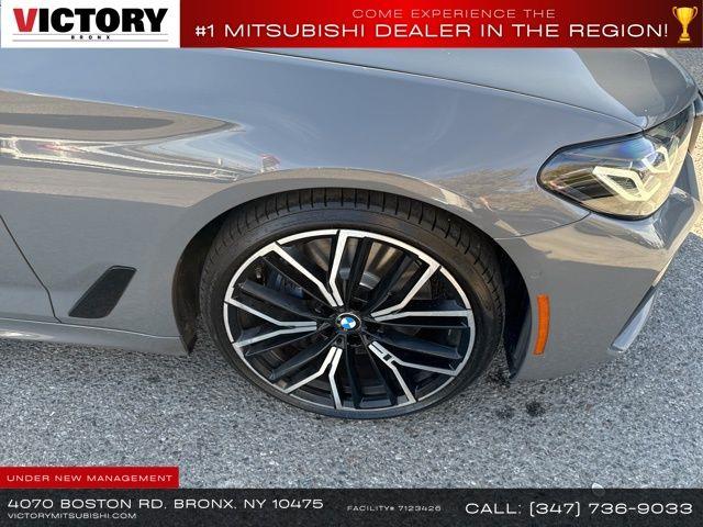 2021 BMW 5-Series M550i xDrive photo