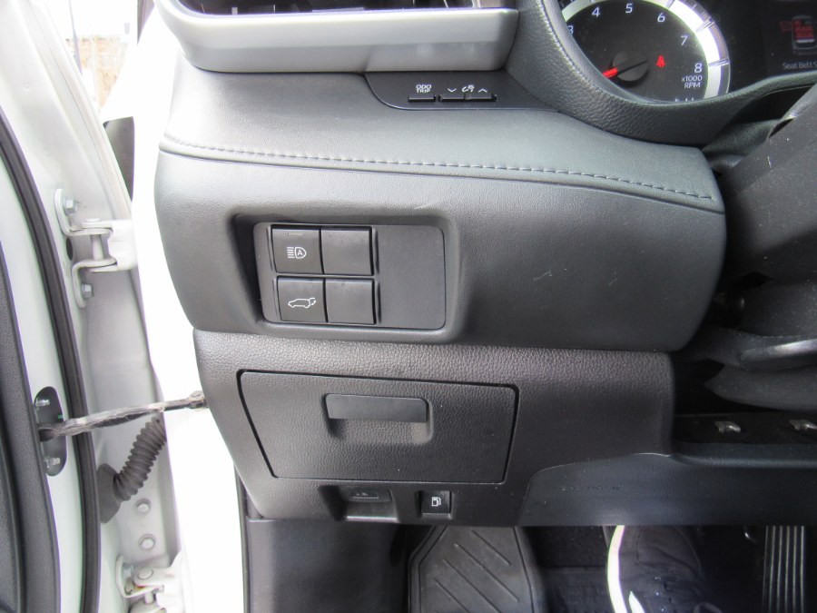 2021 Toyota Highlander LE photo