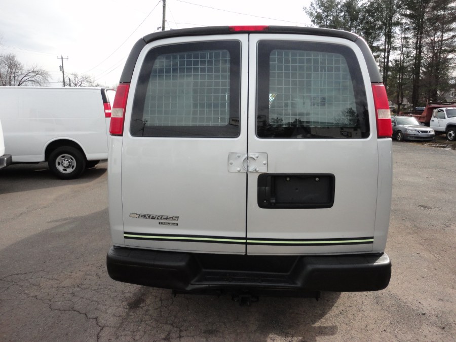 2015 Chevrolet Express Cargo Van RWD 3500 135