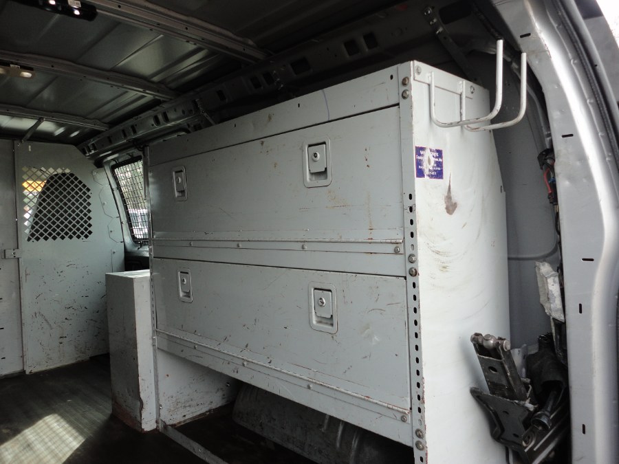2015 Chevrolet Express Cargo Van RWD 3500 135