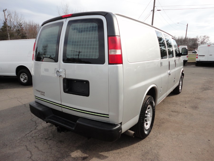 2015 Chevrolet Express Cargo Van RWD 3500 135