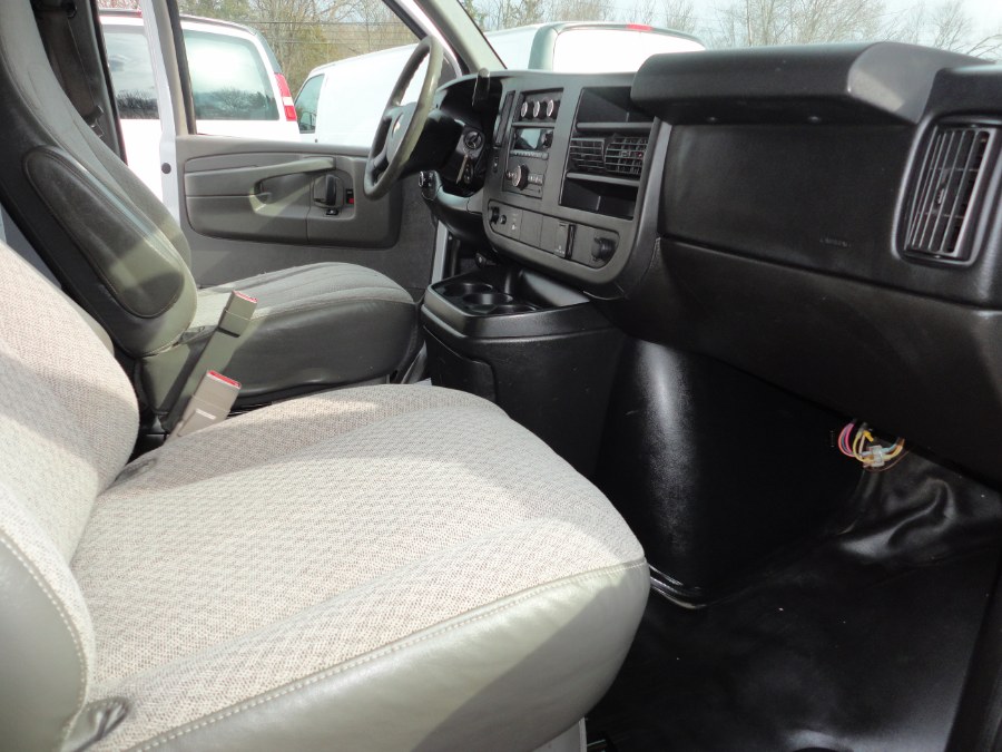 2015 Chevrolet Express Cargo Van RWD 3500 135