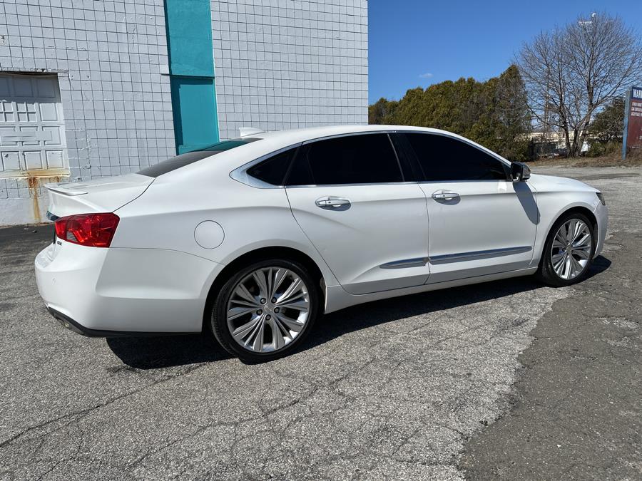 2015 Chevrolet Impala 4dr Sdn LTZ w/2LZ photo