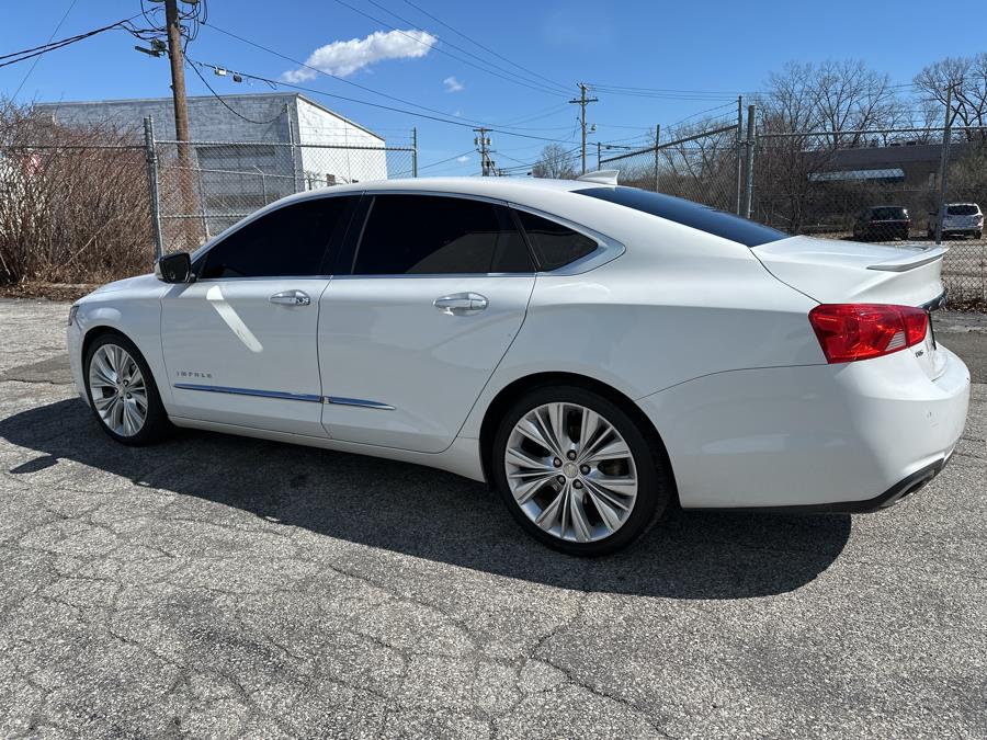 2015 Chevrolet Impala 4dr Sdn LTZ w/2LZ photo