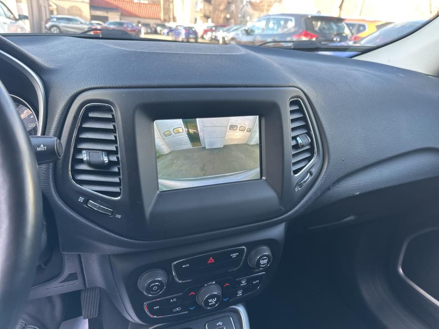 2018 Jeep Compass Latitude 4x4 photo
