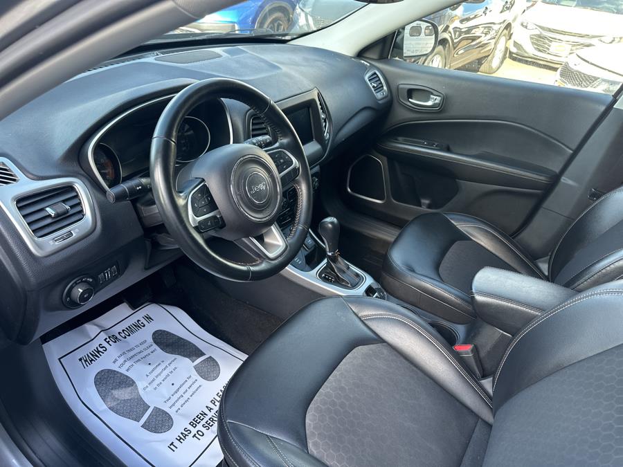 2018 Jeep Compass Latitude 4x4 photo