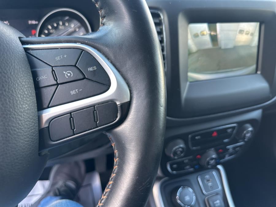 2018 Jeep Compass Latitude 4x4 photo