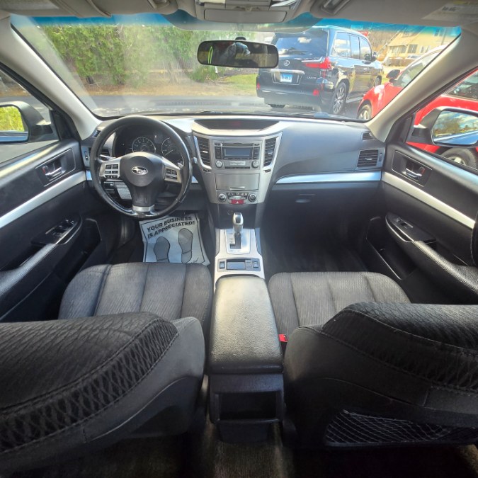 2012 Subaru Legacy 2.5i Premium photo