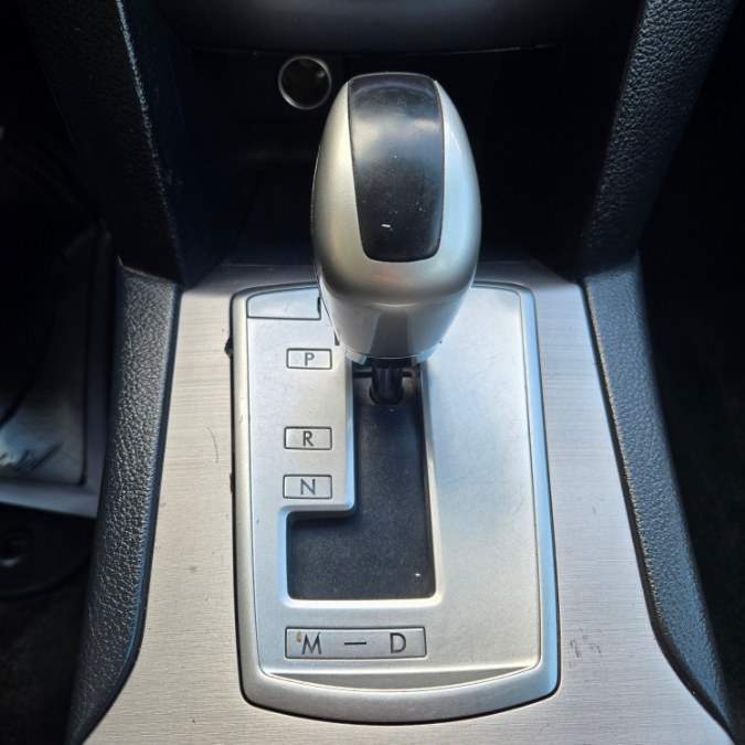 2012 Subaru Legacy 2.5i Premium photo