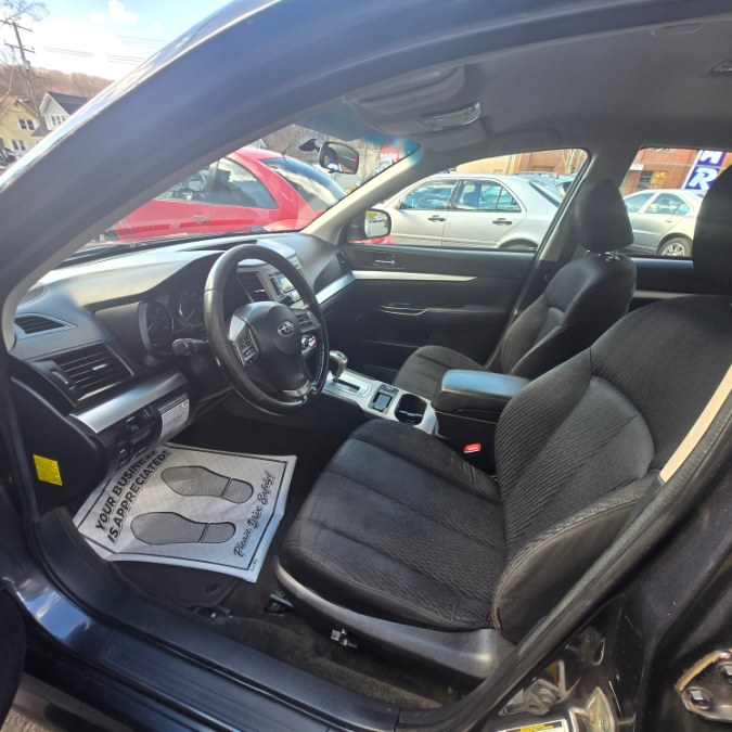 2012 Subaru Legacy 2.5i Premium photo