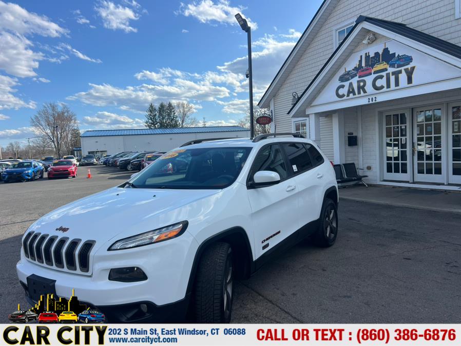 2016 Jeep Cherokee 4WD 4dr Latitude photo