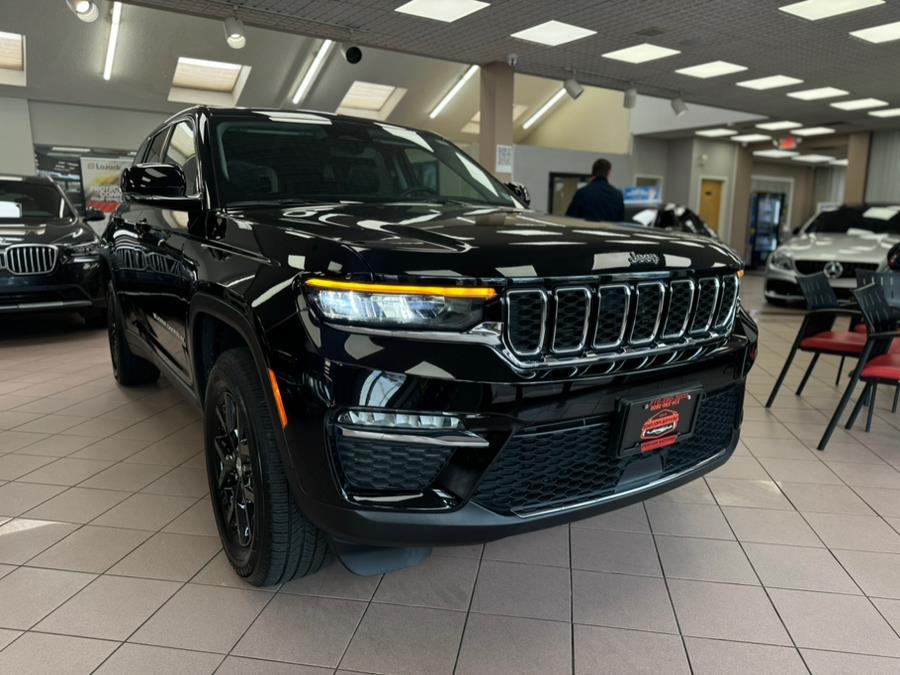 2023 Jeep Grand Cherokee Limited 4x4 photo