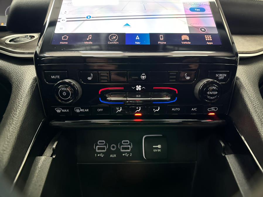 2023 Jeep Grand Cherokee Limited 4x4 photo