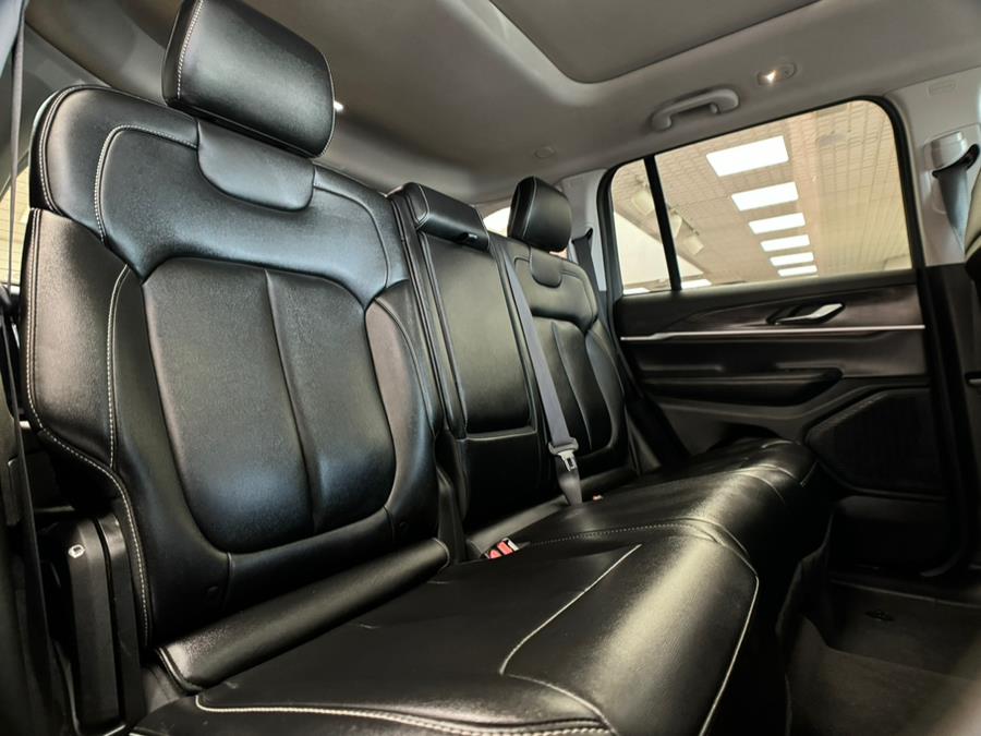 2023 Jeep Grand Cherokee Limited 4x4 photo