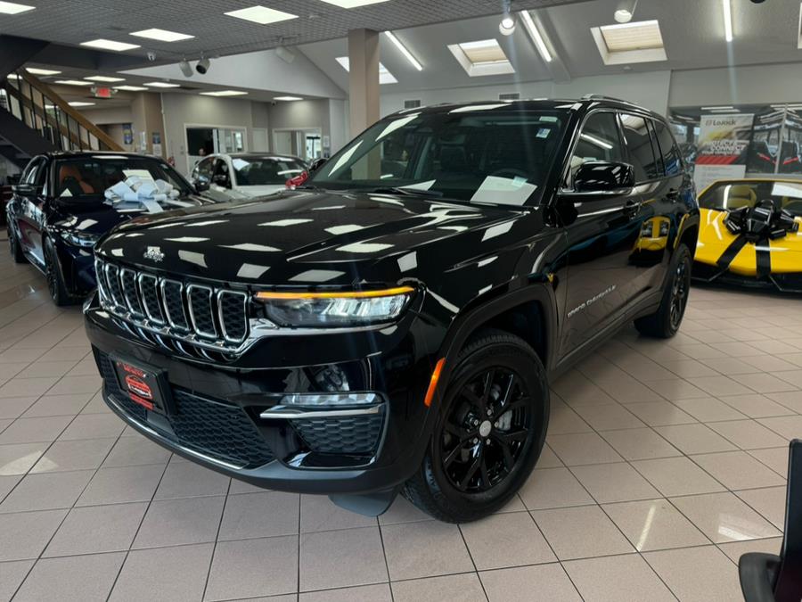 2023 Jeep Grand Cherokee Limited 4x4 photo