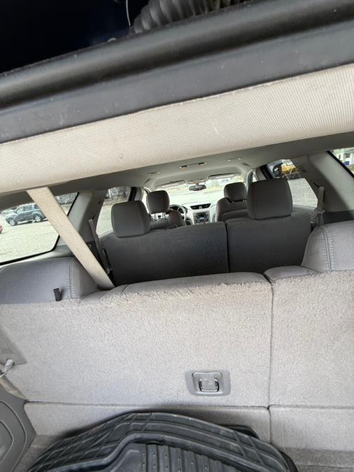 2016 Chevrolet Traverse AWD 4dr LS photo