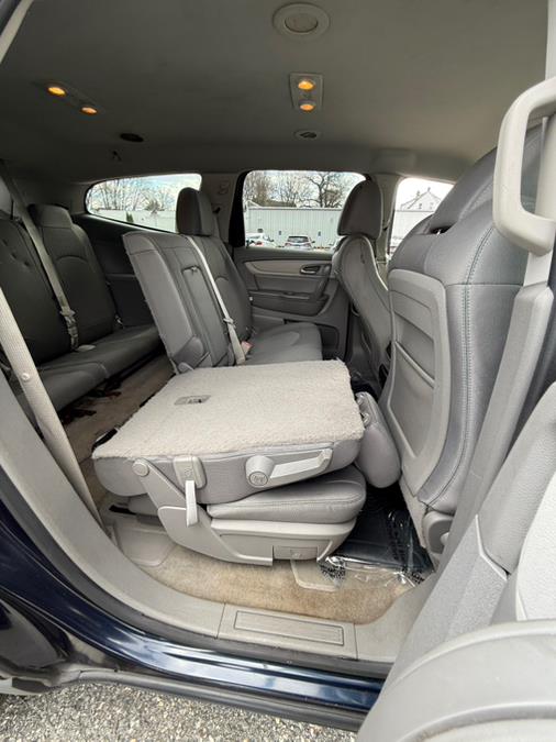2016 Chevrolet Traverse AWD 4dr LS photo