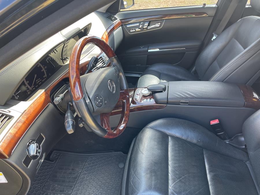 2012 Mercedes-Benz S-Class S550 4MATIC photo